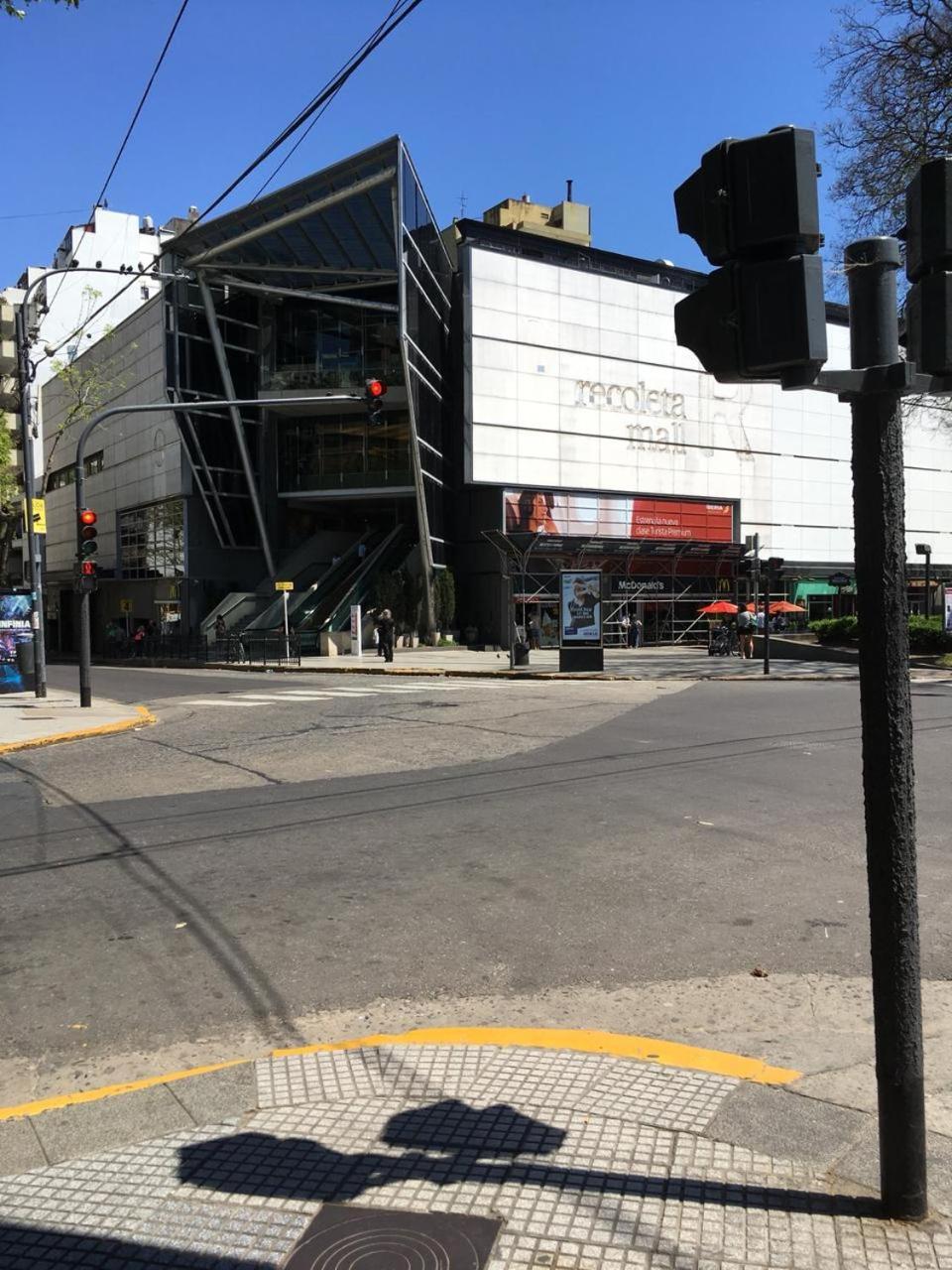 Estudio Moderno En Recoleta Excelente Ubicacion ブエノスアイレス エクステリア 写真